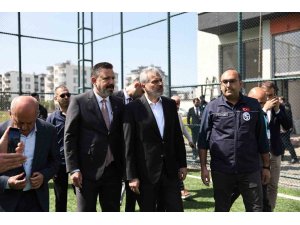 Başkan Öntürk Arsuz’daki yatırımları inceledi