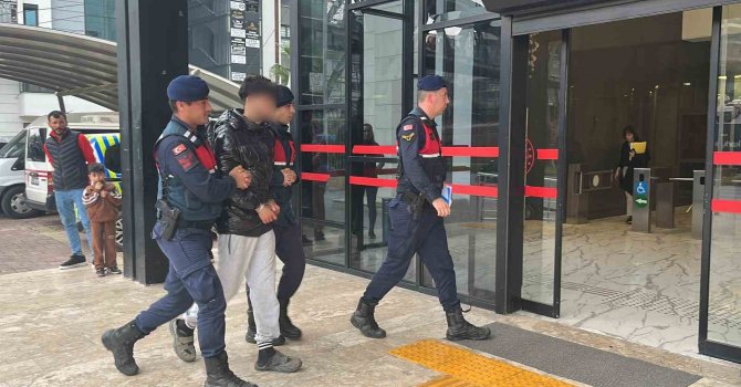 Alanya’da tehdit paylaşımı yapan şüpheli tutuklandı