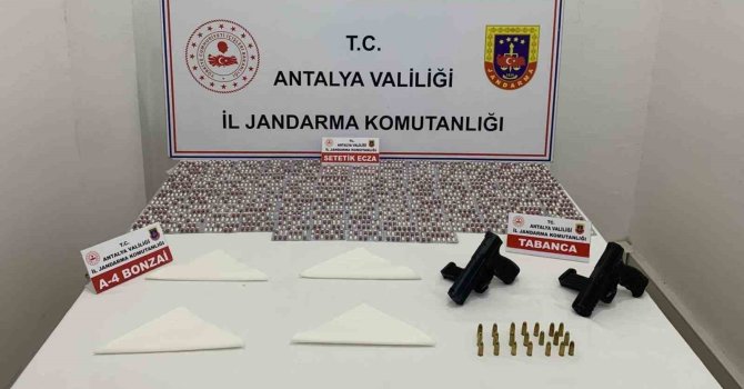 Antalya’da 528 bin kullanımlık uyuşturucu madde ele geçirildi