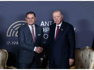 Cumhurbaşkanı Erdoğan, Libya Milli Birlik Hükümeti Başbakanı Abdülhamid Dibeybe ile bir araya geldi
