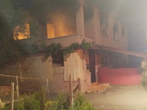Dörtyol’da müstakil evden alevler yükseldi