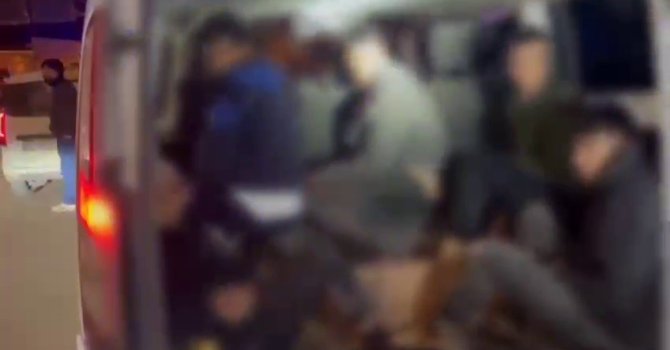 Balık istifi gibi kaçak göçmen taşıyan organizatöre 181 bin TL trafik cezası