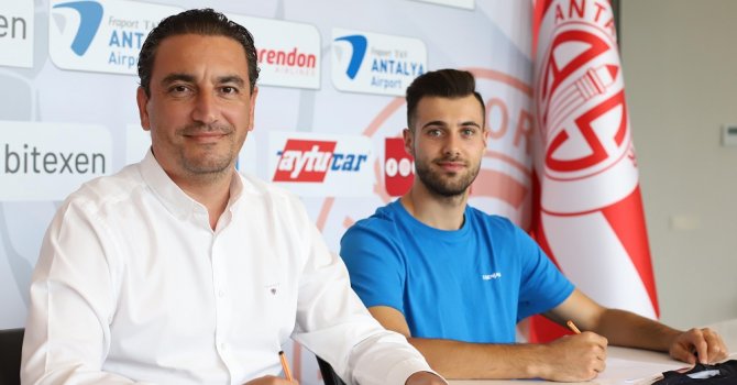 Ataberk Dadakdeniz FTA Antalyaspor’da