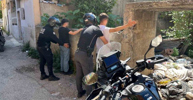 Adana’da metruk binalara narkotik denetimi