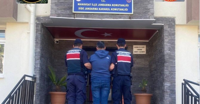 Antalya’da aranan 487 şahıs yakalandı