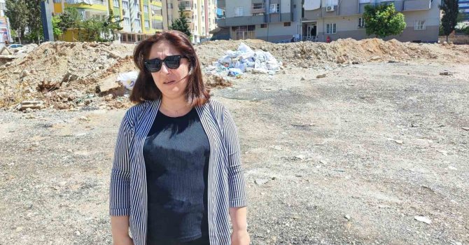 Depremde anne ve babasını kaybeden kadından Alpargün Apartmanı kararına tepki