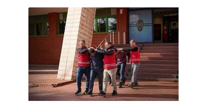 Ev ilanı üzerinden dolandırıcılık yapan 2 şüpheli tutuklandı