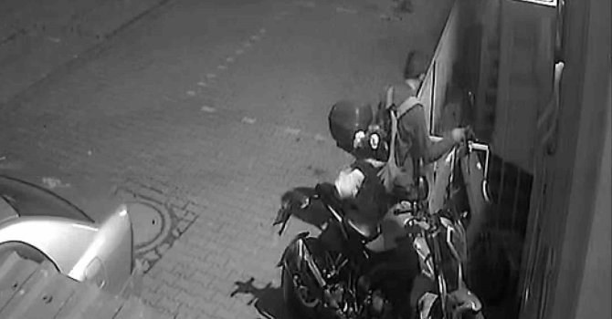 Bir haftada 5 araç çalan hırsız tutuklandı: "Olay tarihlerinde belirtilen adreslere gitmedim"