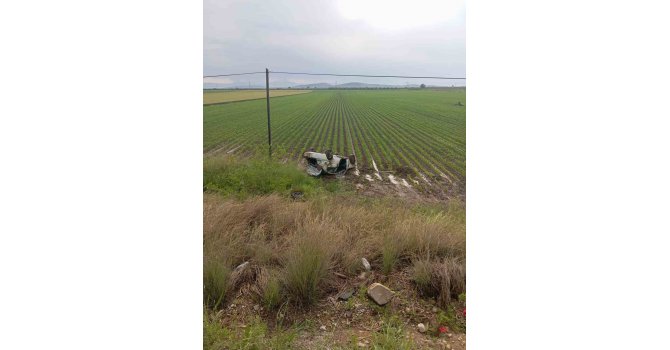 Otomobil takla attı, 4 yaralı