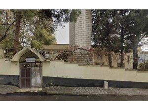 Depremde yıkılan Dostlar Camii, yeniden ayağa kalkıyor