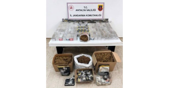 Antalya’da jandarmadan kaçakçılık operasyonu