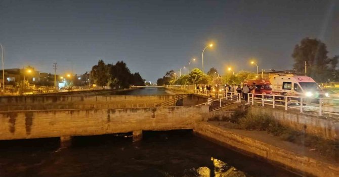 Arkadaşıyla otururken kanala düştü, akıntıya kapılıp kayboldu