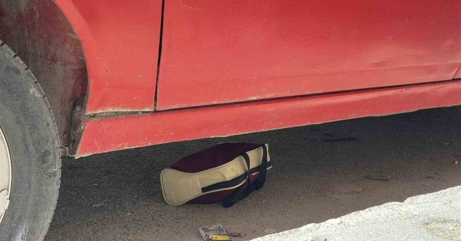 Burdur’da kapıda unutulan çantadan hırsızlık yapan şahıslar yakalandı