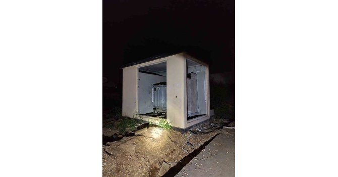 Gözü dönmüş hırsızlar 10 bin 338 haneyi elektriksiz bıraktı