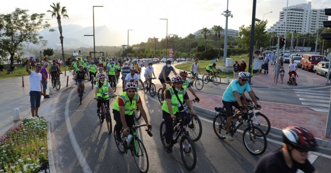 Antalya sağlıklı yaşam için pedalladı