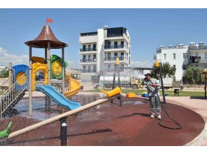 Kepez’de park ve oyun alanlarında hijyen seferberliği