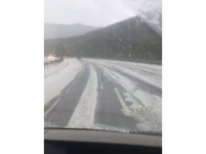 Mayıs ayında Antalya’nın yüksek kesimlerinde kar ve dolu sürprizi