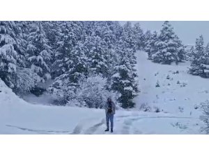 Isparta’da mayıs ayında kar bereketi kartpostallık görüntüler oluşturdu