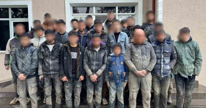 Hatay’da 37 kaçak göçmen yakalandı