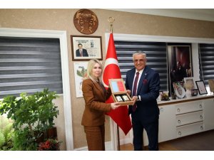 Rektör Özkan "Bu ayın sonunda CAR-T hücreleri ile lösemi ve lenfoma tedavilerine başlayacağız"