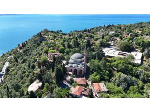 Alanya Kalesi’ndeki 800 yıllık miras turist akınına uğruyor