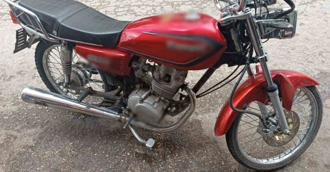 Burdur’da motosiklet çaldı, Isparta’da yakalandı