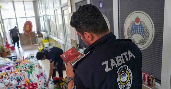 Tarsus’ta 6 bin 167 sağlıksız ürüne el konuldu