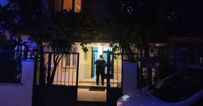 Antalya’da 16 yaşındaki çocuk evde silahla vurulmuş halde ölü bulundu