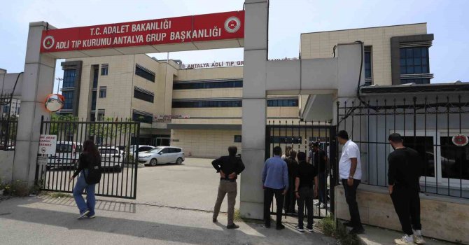 DNA testi işlemleri tamamlanan Kübra’nın cenazesi ailesi tarafından teslim alındı