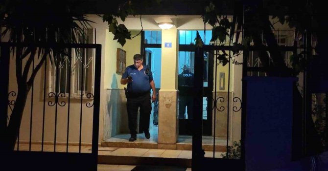 Evde ölü bulunan 16 yaşındaki çocuğun cenazesi teslim alındı