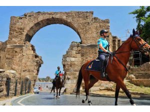 Side Antik Kenti’nde Atlı Jandarma Timleri göreve başladı