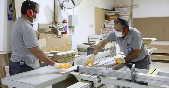 Büyükşehir atölyeleri üretiyor