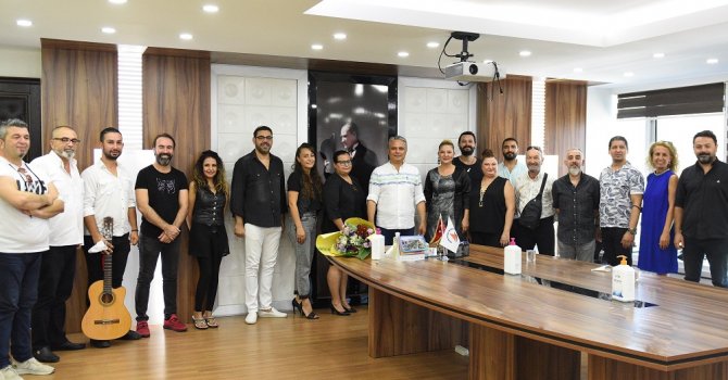 Müzik yeniden sokakta