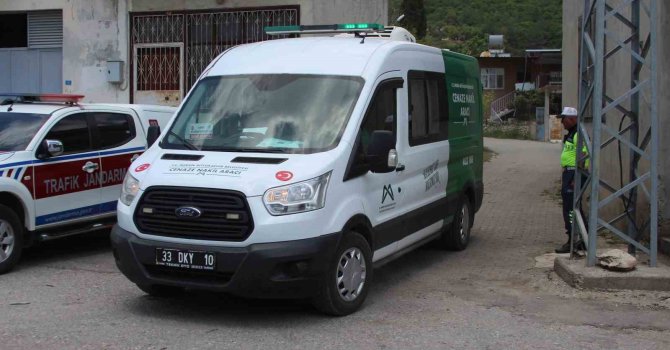 Mersin’de katliam yapan zanlının cenazesi adli tıpa gönderildi