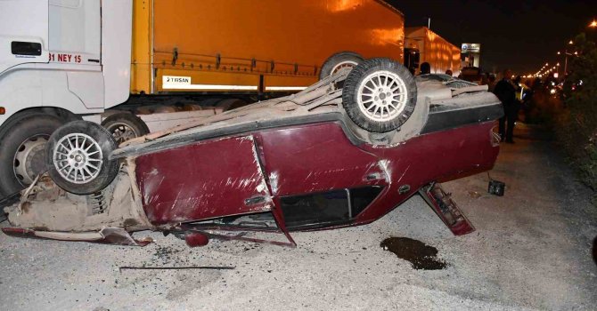 Hatay’da takla atan otomobildeki 1’i ağır 3 kişi yaralandı