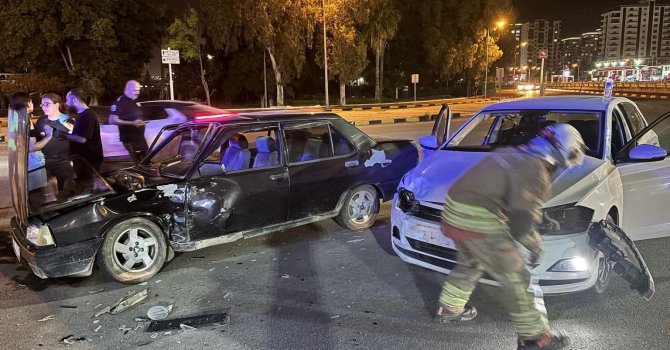İskenderun’da trafik kazası :1 yaralı