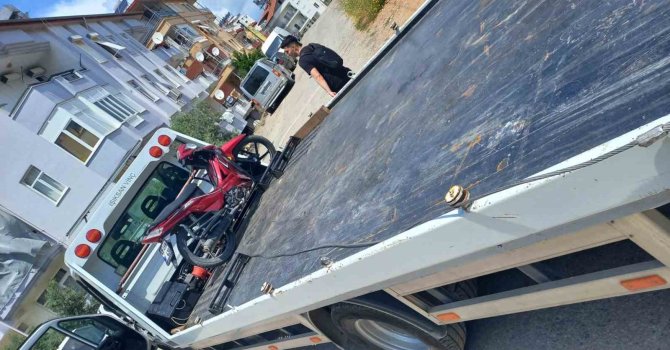Polisin plakalı neden kapattın sorusuna "Ceza yazıyorlar" cevabını verdi