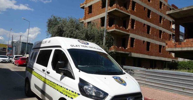 Yıllardır yapımı tamamlanmayan inşaatta erkek cesedi bulundu