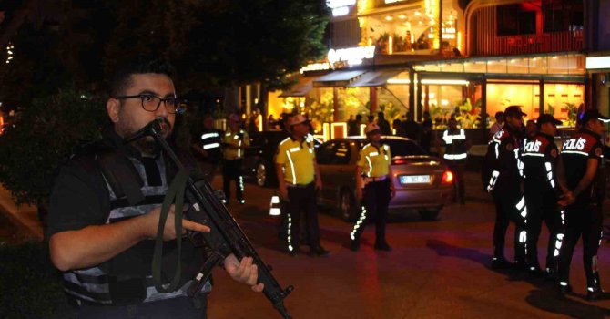 Adana’da 2 bin 443 personelle bayram denetimi