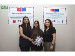 Mersin’de DİGEM öğrencisinden Türkiye ikinciliği başarısı