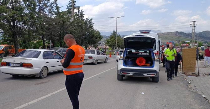 Kahramanmaraş’ta iki otomobil çarpıştı: 1 yaralı