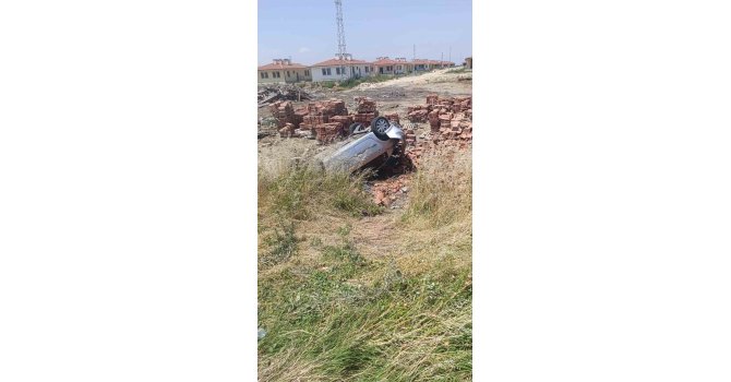 Hatay’da motosiklete çarpan otomobil takla attı: 1 ölü, 1 yaralı