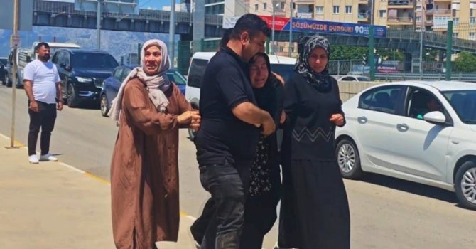 Bayram ziyaretinden dönen 16 yaşındaki çocuğun hayatını kaybettiği kazanın güvenlik kamerası ortaya çıktı