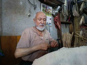 60 yıllık semer ustası, mesleğini yaşatmaya çalışıyor