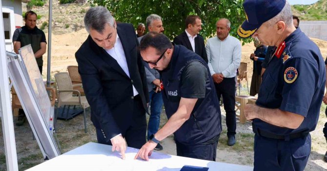 Tarsus’ta 4 gündür kayıp olan zihinsel engelli şahıs için dron destekli çalışmalar sürüyor