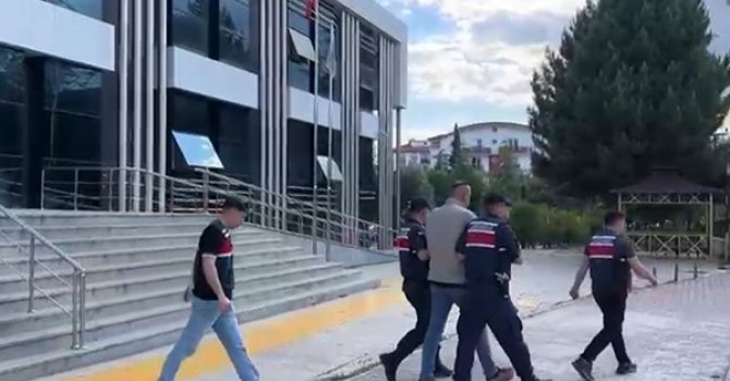 Burdur’da silahla 1 kişiyi ağır yaralayan şahıs tutuklandı