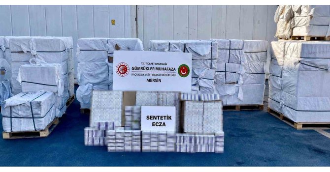 Mersin Limanında dev ilaç operasyonu: 4,9 milyar liralık kapsül ele geçirildi