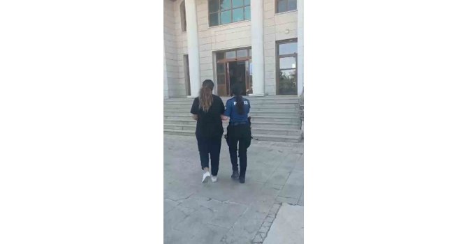 Hatay’da hapis cezası ile aranan 2 kişi tutuklandı