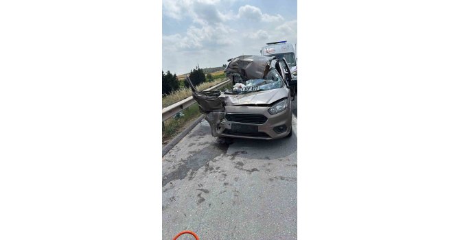 Tarsus-Adana otoyolunda kaza: 1 ölü, 4 yaralı