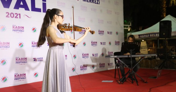 FESTİVAL GİBİ FESTİVAL